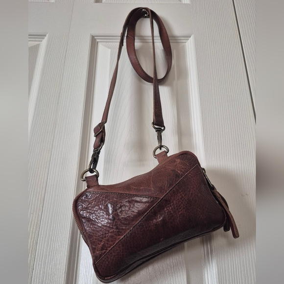 Duluth Trading Company Brown Lifetime Leather Dual Zip Wallet Crossbody Purse - Picture 10 of 14